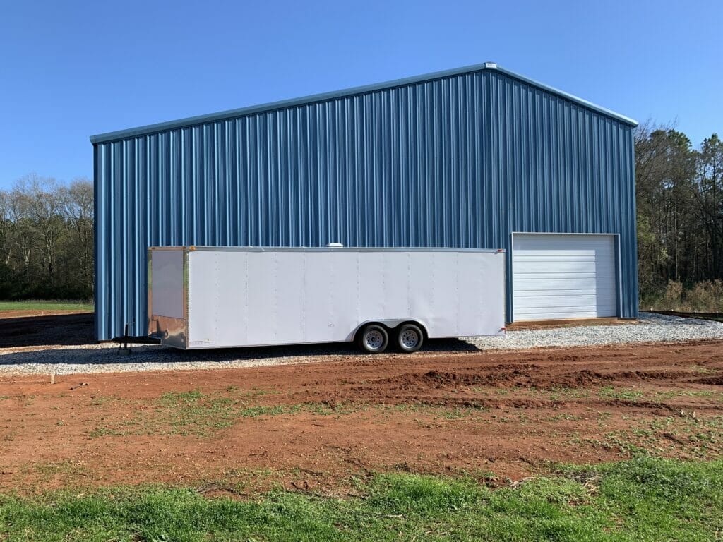 Pre-Engineered Metal Building With High Clearances And Roll Up Doors
