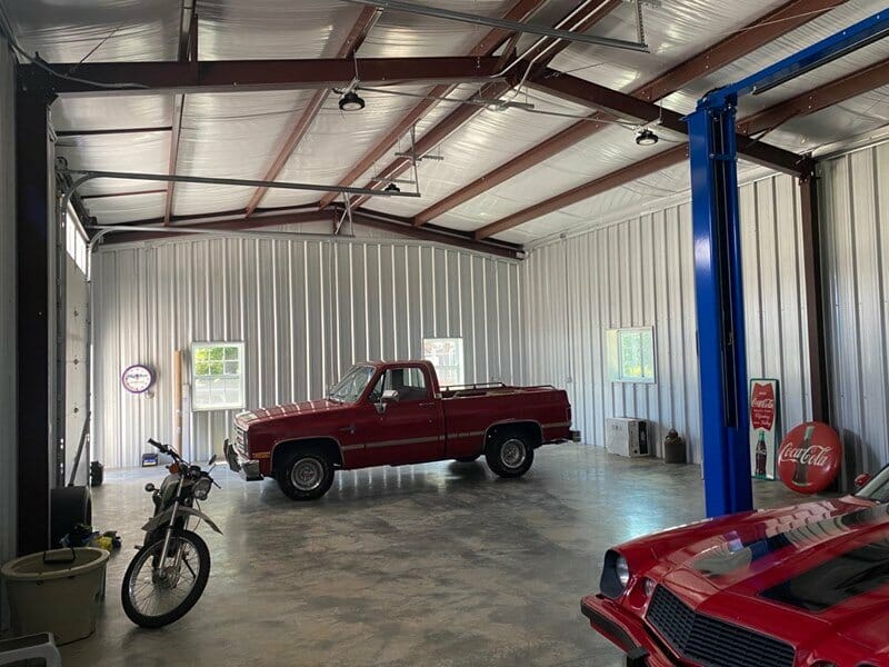 AUTO SHOP STEEL BUILDINGS