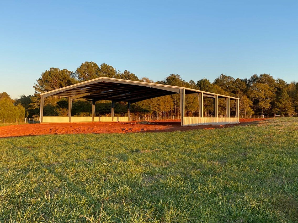 steel building erecting